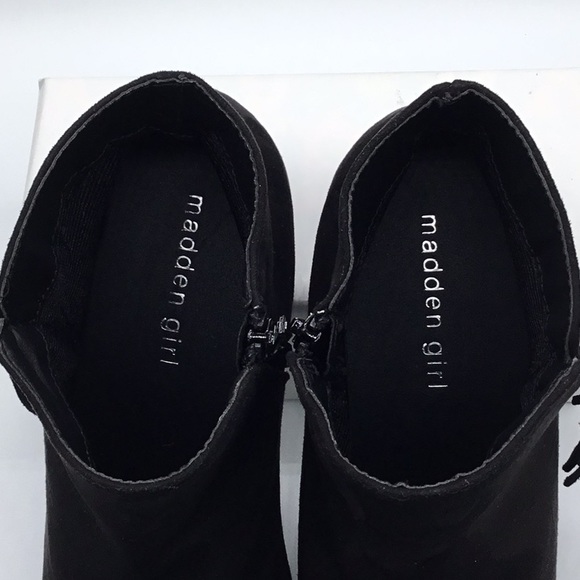 New Madden Girl black suede booties - Picture 7 of 7